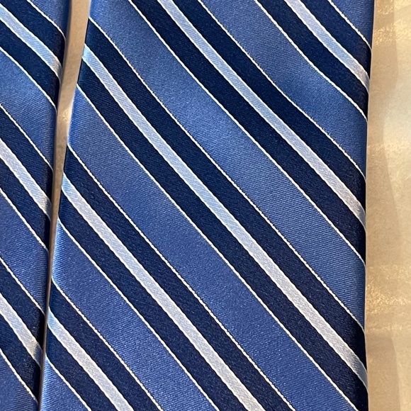 Men's Saddlebred  60% Silk/40% Polyester XL Tie- Navy Blue/Lt.Blue/Cobalt Blue - Picture 5 of 9